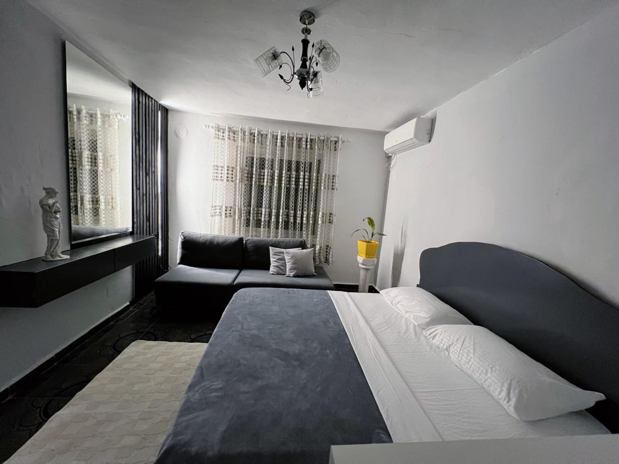 Sedah Apartment Shkodër エクステリア 写真